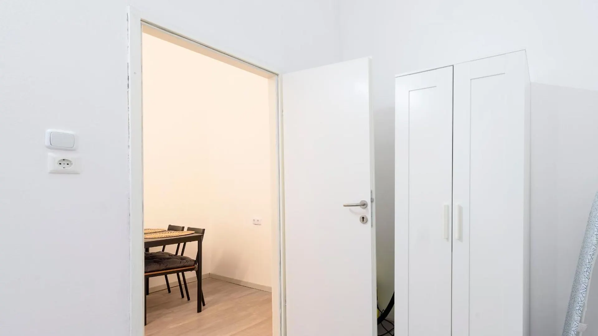 Vienna Lights Apartments - Meidling Austria